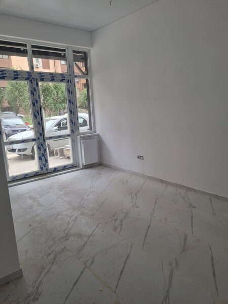 Militari Residence, str. Tineretului 20, 92 mp, vad comercial,