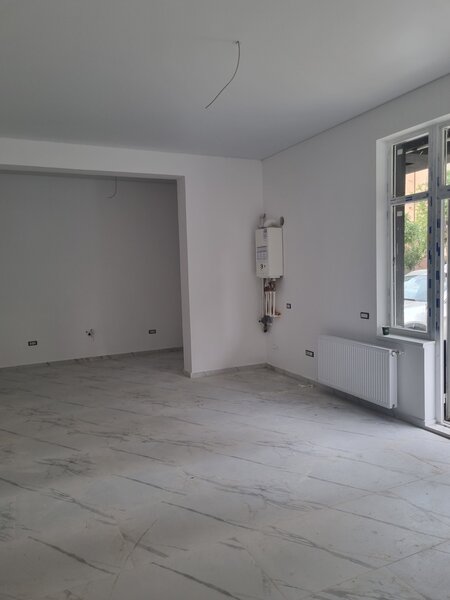 Militari Residence, str. Tineretului 20, 92 mp, vad comercial,